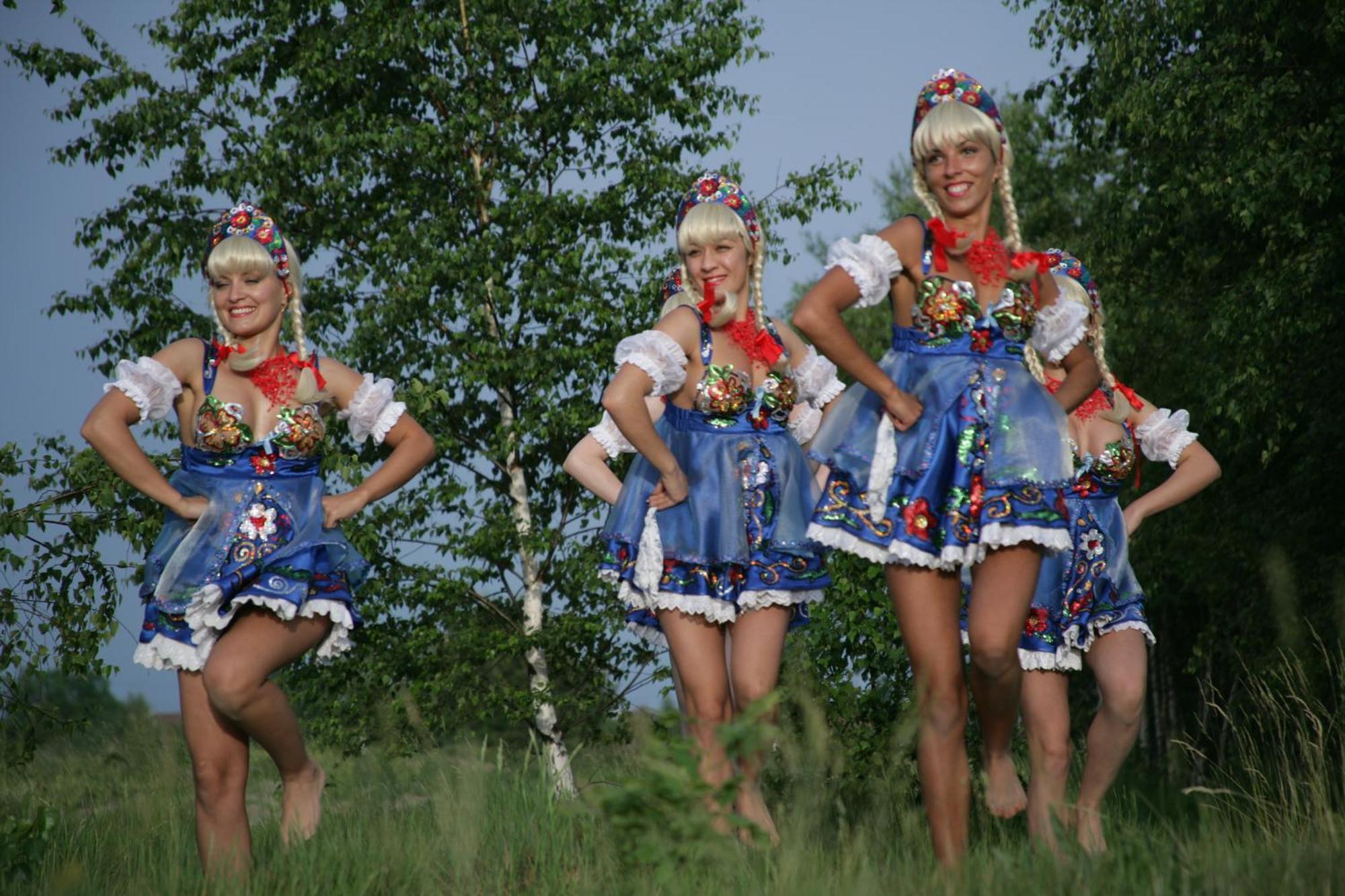 Hotel Gosciniec Borne Sulinowo - Byla Baza Wojskowa Extérieur photo